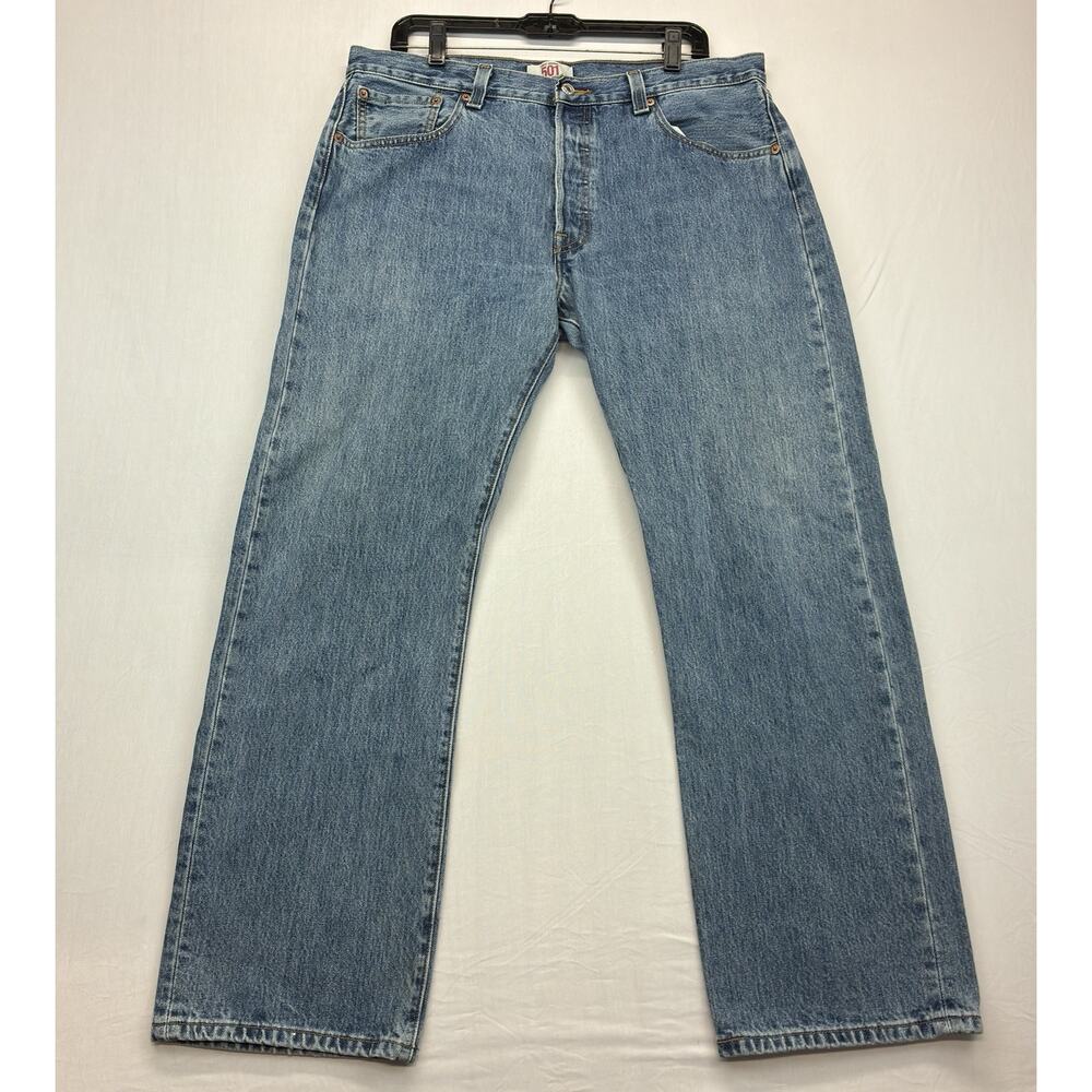 Levi’s 501 Jeans Men’s 38x30 Blue Y2K Straight Leg Button Fly Denim Pants